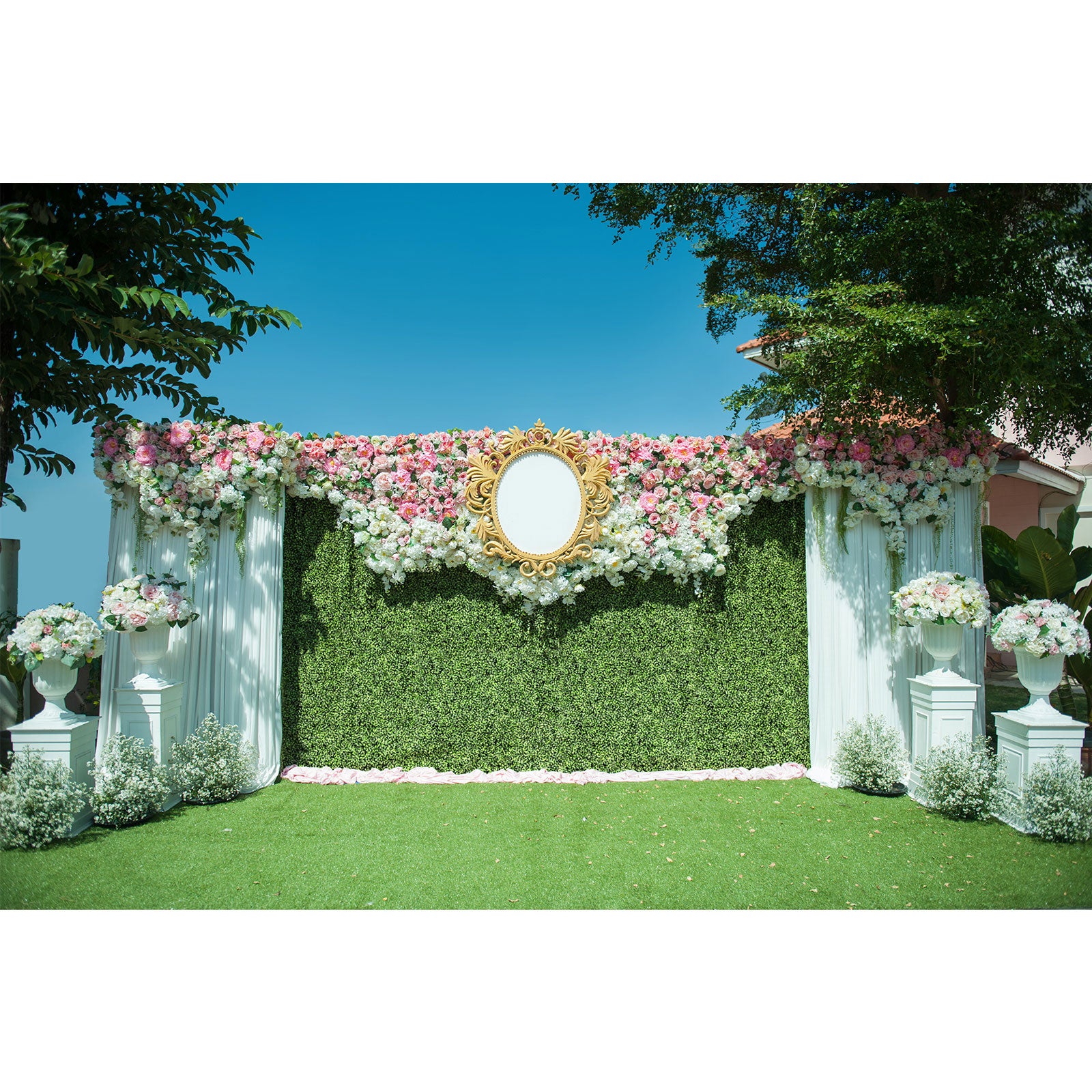 Artigwall 3D Green Wall used as wedding backdrop