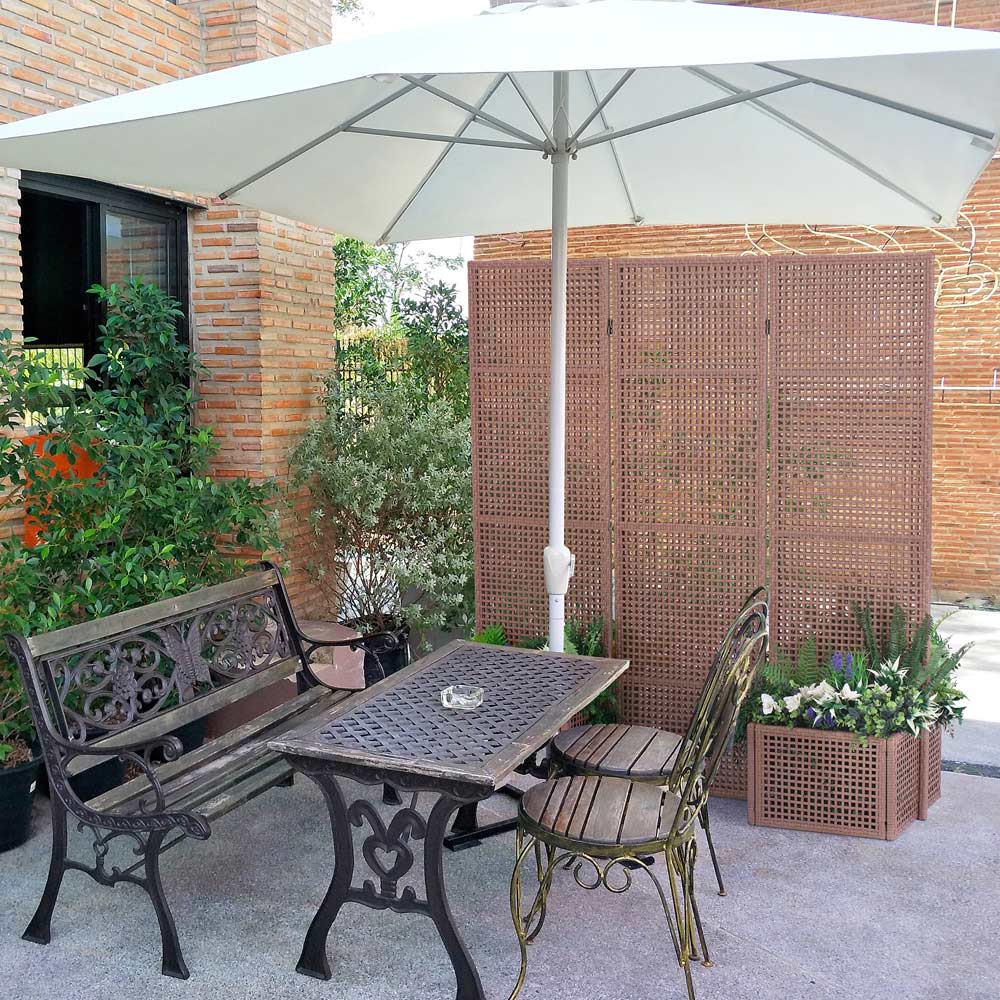 rattan outdoor room divider case 2