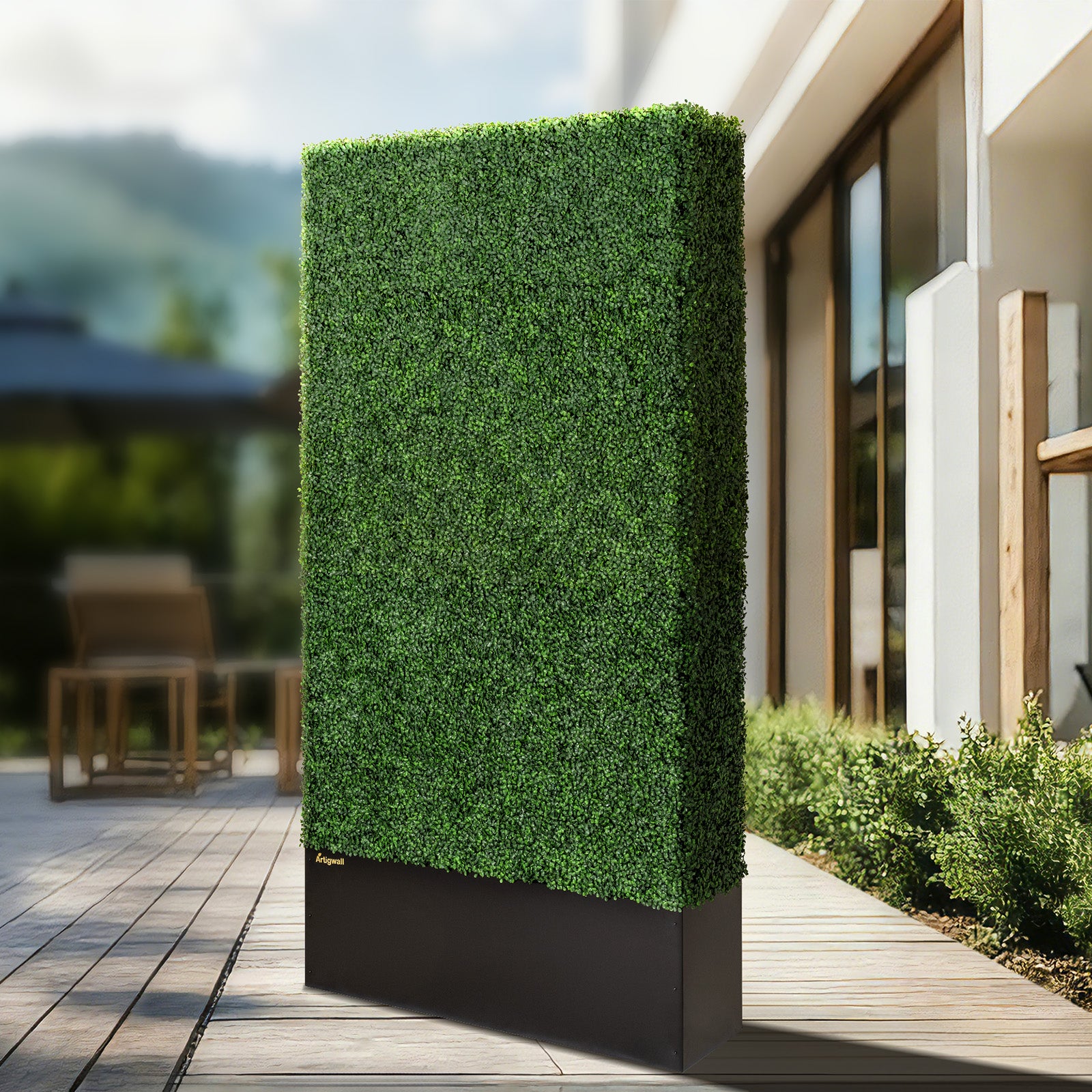 48x96_inch_Dimensions_of_Artigwall_s_artificial_boxwood_hedge_with_planter_box