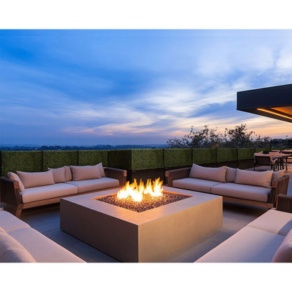 50_faux_boxwood_hedge_wall_used_as_a_freestanding_privacy_screen