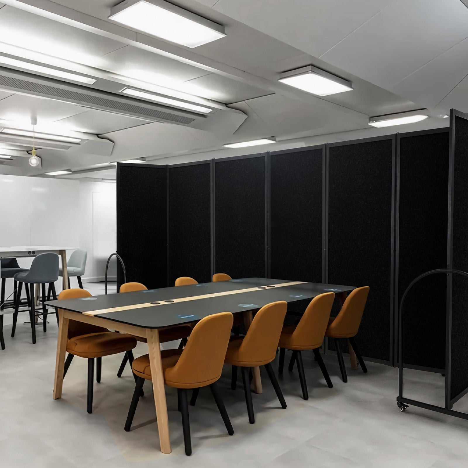 7_panel_movable_room_partition_foldable_black-application1