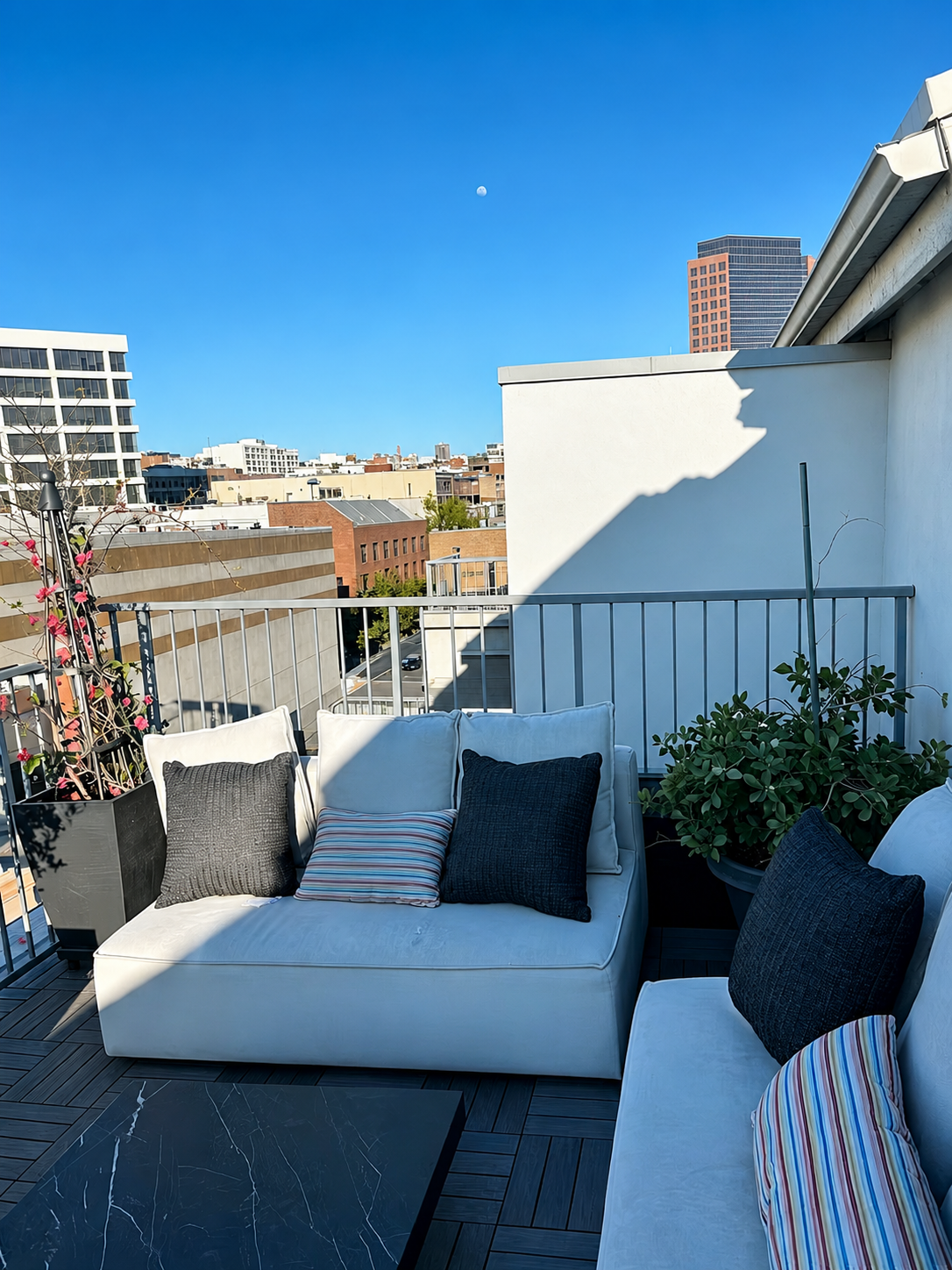 Exposed Rooftop.png__PID:0b78e026-d947-4c58-87c0-a66a8aa86a2e