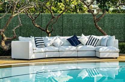 Secure_your_pool_area_with_fake_hedge_walls