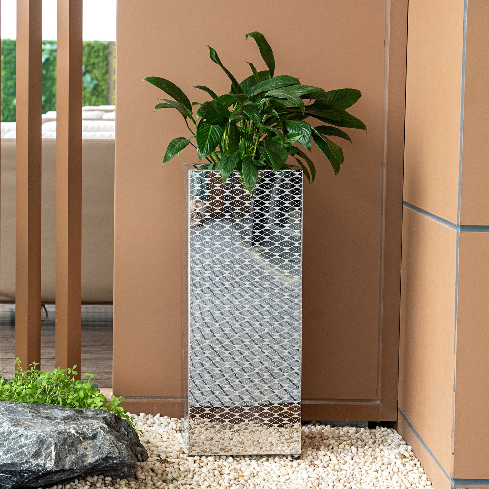 Tall_Square_Mirrored_Planter