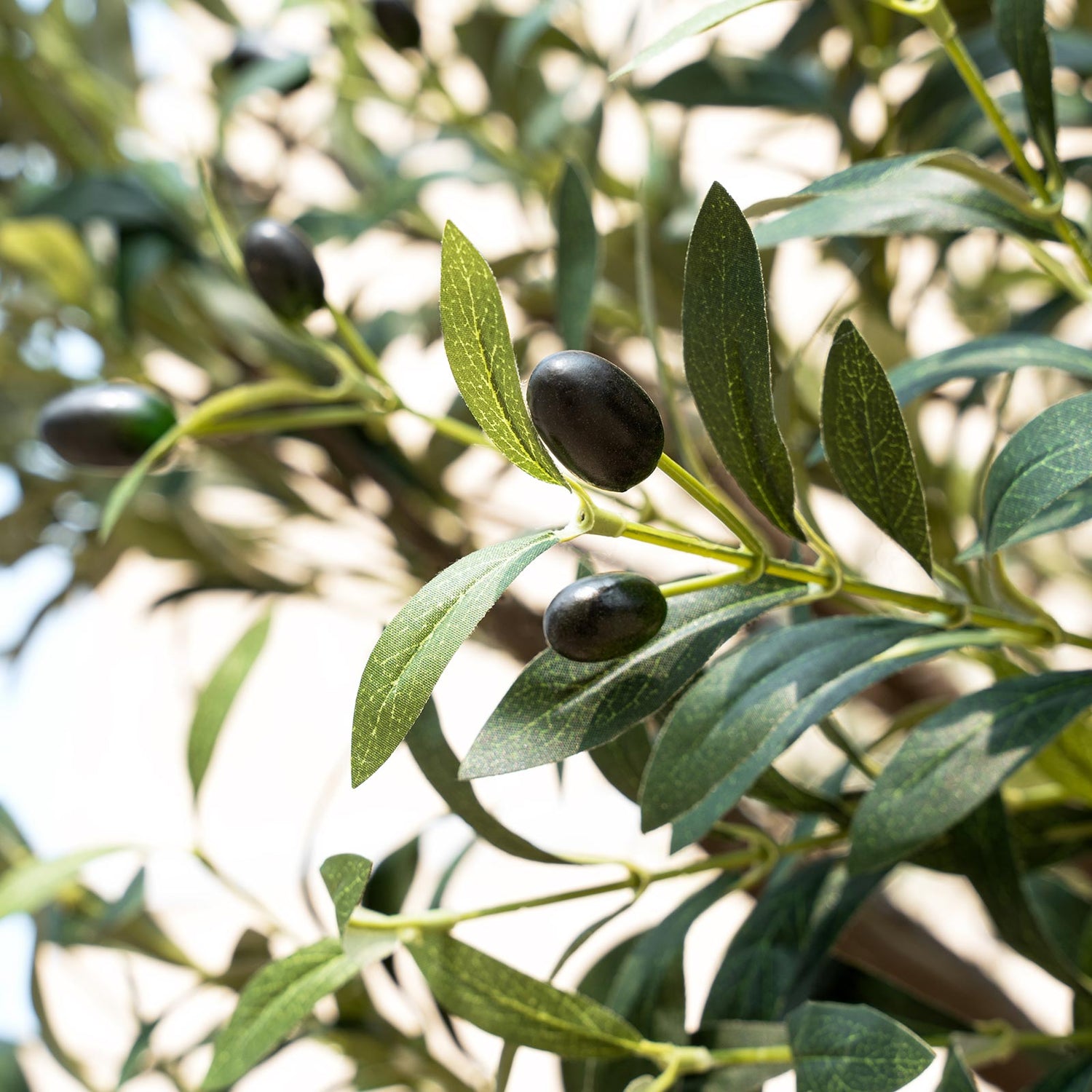 faux_olive_tree_with_olive_fruits